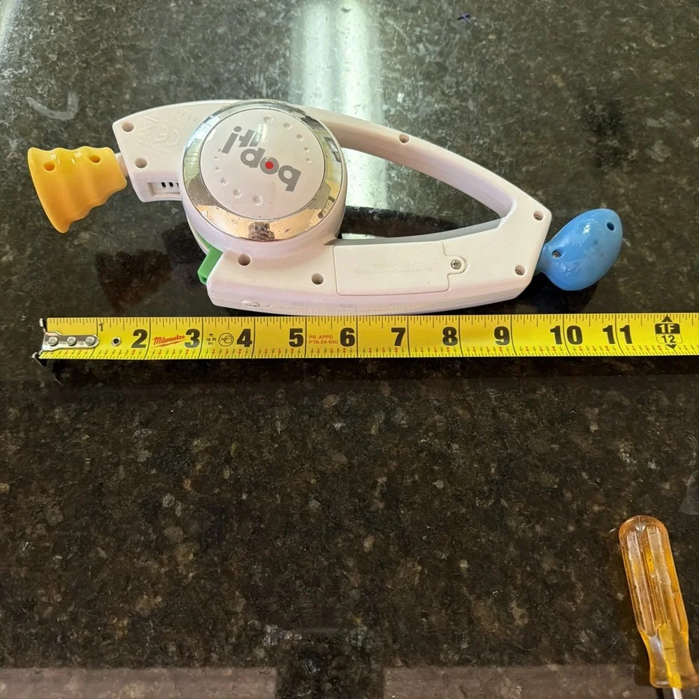 2008 Hasbro Original BOP IT White Electronic Game Twist Pull Tested WORKS